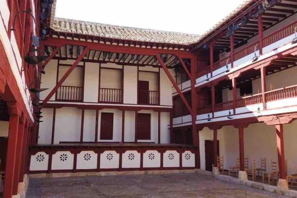 Apto. Singular En La Mancha Banco De Inversiones Argamasilla de Alba المظهر الخارجي الصورة