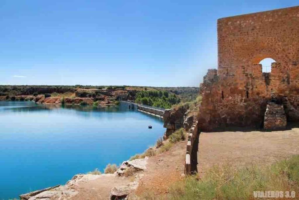 Apto. Singular En La Mancha Banco De Inversiones Argamasilla de Alba المظهر الخارجي الصورة